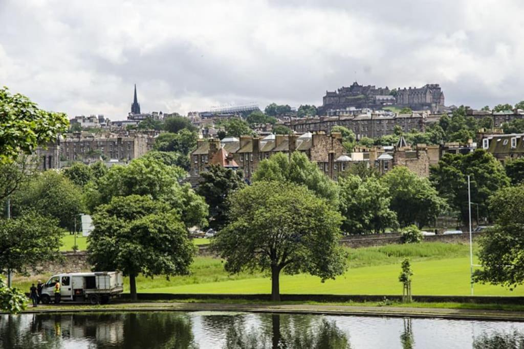 Beautiful Victorian Apartment Close To The Botanical Gardens, Free Parking! Edinburgh Exterior photo